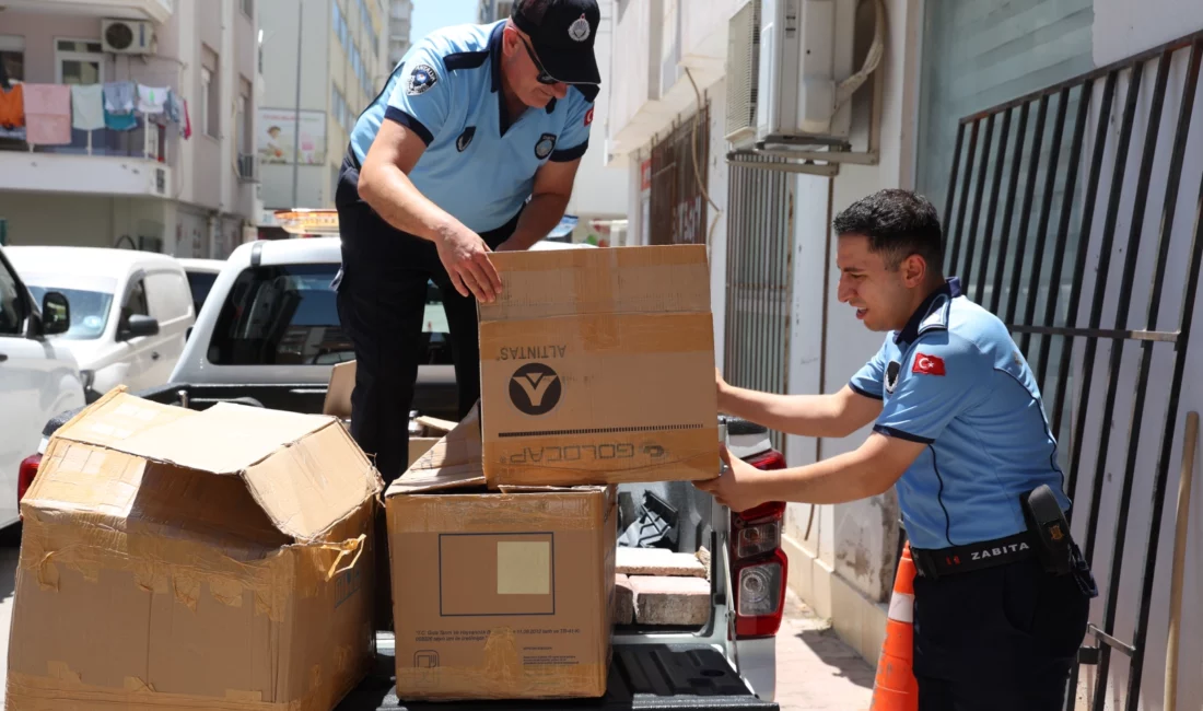 Antalya Büyükşehir Belediyesi zabıta ekipleri, halk sağlığını tehdit eden sahte