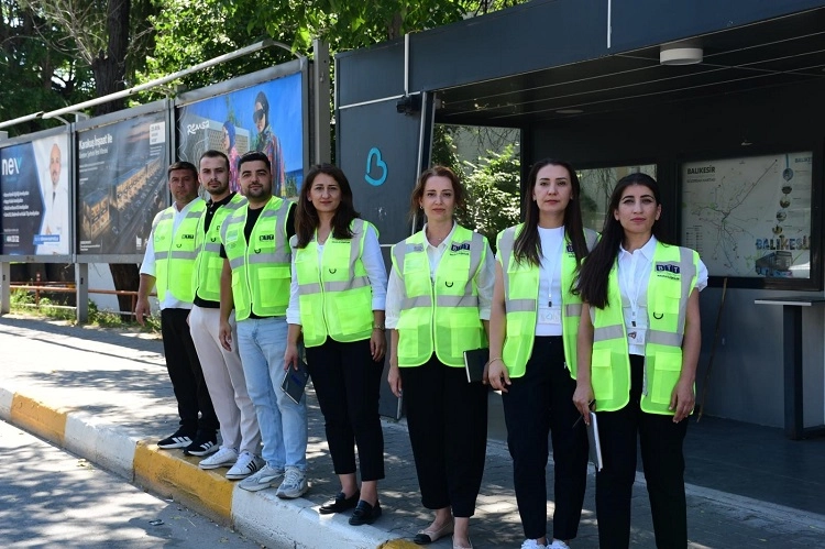 Balıkesir Büyükşehir Belediyesi bünyesindeki Balıkesir Toplu Taşıma ekipleri, hizmet kalitesini