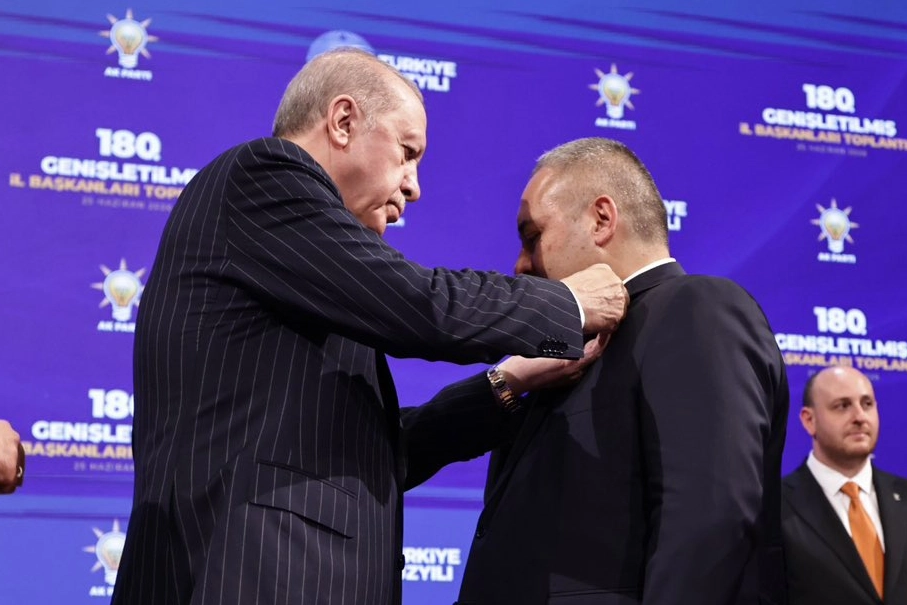 Ankara Keçiören Belediye Başkanı Mesut Özarslan'ın AK Parti saflarına katılması