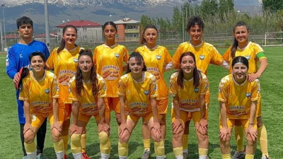 Ağrı'da Kadınlar 3. Lig’de şampiyonluk hedefiyle yoluna devam eden Bayazıtspor,
