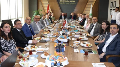 Bursa'da Nilüfer Belediye Başkanı Şadi Özdemir, Deri İhtisas ve Karma