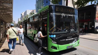 Denizli Büyükşehir Belediyesi’nin eğitimde fırsat eşitliğini güçlendirmek amacıyla hayata geçirdiği