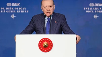 Cumhurbaşkanı Erdoğan, "Türkiye olacaktır. İnşallah krizleri değil, fırsatları konuşacağımız bir