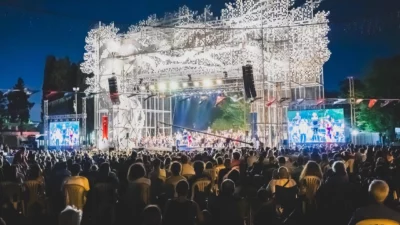 Kültürpark’ta yaklaşık 16 bin kişi kapasiteli yeşil bir etkinlik alanına
