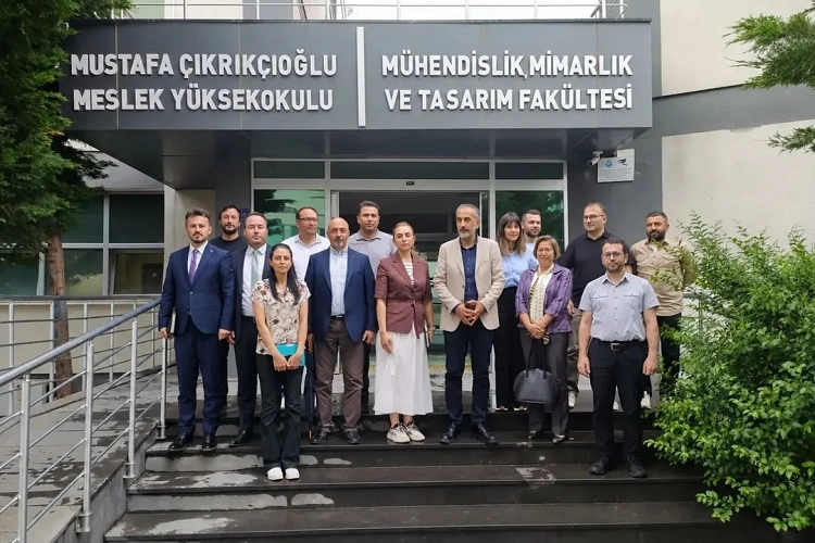 Kayseri Büyükşehir Belediyesi’nin destekleriyle faaliyetlerini sürdüren Kayseri Kent Konseyi’nin Dijital