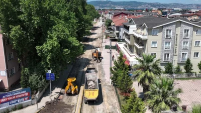 Kocaeli Büyükşehir Belediyesi, Gölcük ilçesinde yürüttüğü kapsamlı yenileme çalışmalarında önemli