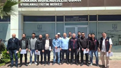Kocaeli Büyükşehir Belediyesi İtfaiye Dairesi Başkanlığı personeli, olası patlayıcı ortam