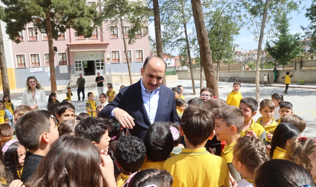 Konya Büyükşehir Belediye Başkanı Uğur İbrahim Altay, 2025-2026 yılı eğitim-öğretim