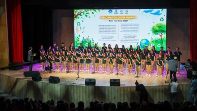 Çevre bilinci ve eğitim noktasında çok önemli işlere imza atan