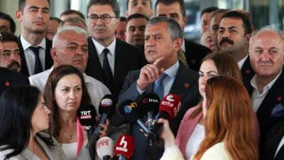 CHP Grup Başkanı Özgür Özel, bazı il başkanlıklarına yönelik alınan