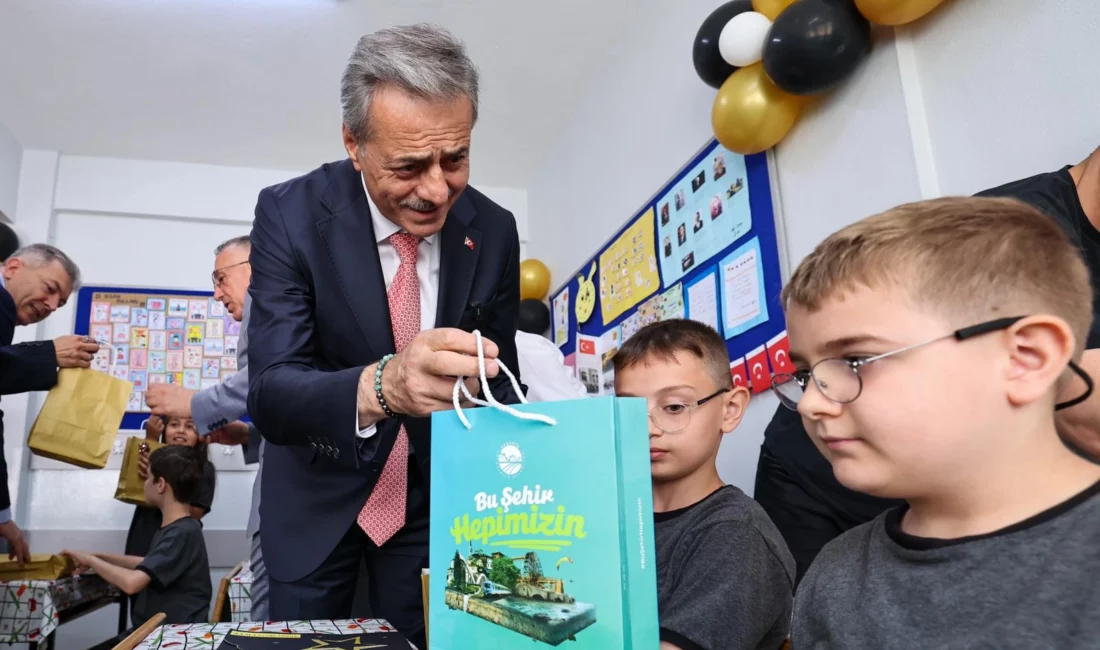 Sakarya Büyükşehir Belediye Başkanı Yusuf Alemdar, 2025-2026 eğitim öğretim döneminin