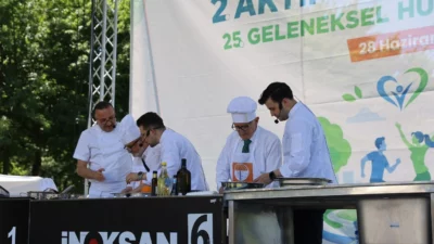 Bursa Büyükşehir Belediyesi tarafından düzenlenen ‘2. Aktif Yaşam Şenliği’ ve