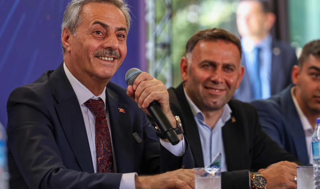Sakarya Büyükşehir Belediye Başkanı Yusuf Alemdar, günün ilk saatlerinde gittiği