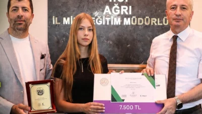 “Sağlıklı Nesil Sağlıklı Gelecek” projesi kapsamında düzenlenen edebî ve görsel