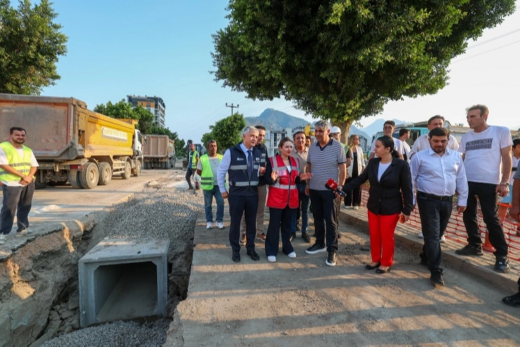 Antalya Büyükşehir Belediyesi Başkan Vekili Büşra Özdemir, Konyaaltı’nda yaklaşık 60