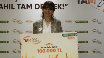 Akademisyen Doç. Dr. Ümmügülsüm Zor, atığa dönüşen tarımsal ürünleri katma