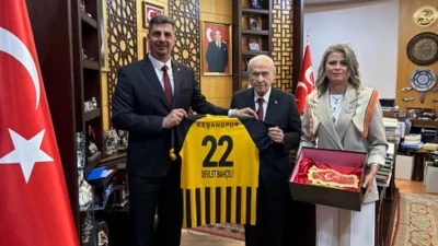 MHP Keşan İlçe Başkanı Ahmet Kurnaz ve Yönetim Kurulu İlçe