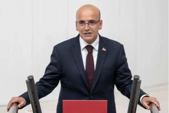 Hazine ve Maliye Bakanı Mehmet Şimşek, sosyal medyadan yaptığı grafikli