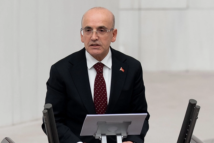 Hazine ve Maliye Bakanı Mehmet Şimşek, sanayi üretim verilerine ilişkin