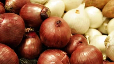 Ticaret Bakanlığı, kuru soğanda arz güvenliğinin sağlanması ve tüketicinin uygun