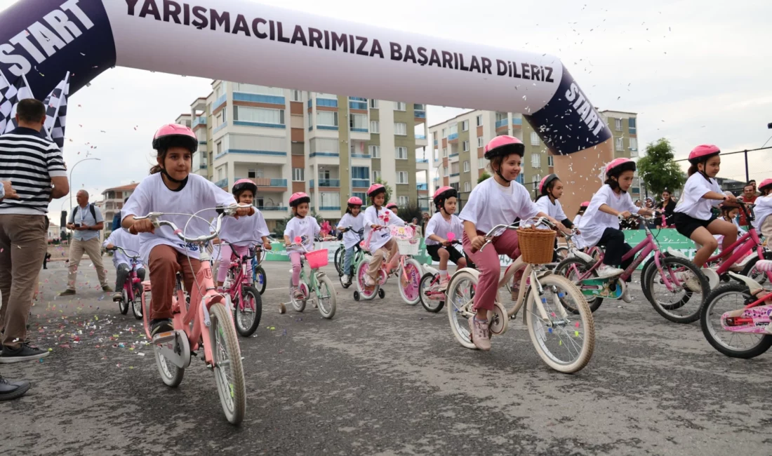 Karatay Belediyesi tarafından bu yıl 10'uncusu düzenlenen Düz Bisiklet Yarışı,