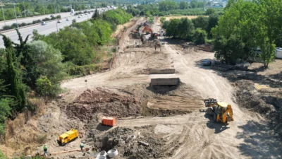 Bursa Büyükşehir Belediyesi, il genelinde altyapıyı güçlendirme hedefiyle Osmangazi İlçesinde