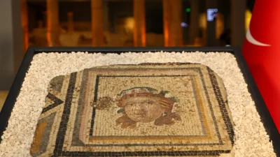 Gaziantep Büyükşehir Belediye Başkanı Fatma Şahin, Zeugma Antik Kenti’nden kaçak