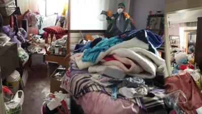Osmangazi Belediyesi’nin Çırpan Mahallesi’nde gerçekleştirdiği kapsamlı temizlik çalışmasında bir daireden