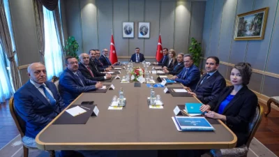 Cumhurbaşkanı Yardımcısı Cevdet Yılmaz, Malatya Büyükşehir Belediye Başkanı Sami Er