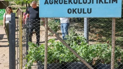 Diyarbakır Büyükşehir Belediyesi yetkilileri, Tıbbi Aromatik Bitki Üretim ve İşleme