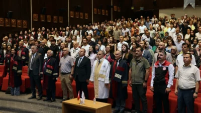 Erciyes Üniversitesi (ERÜ) Veteriner Fakültesi 2025-2026 Eğitim-Öğretim Yılı mezuniyet töreni