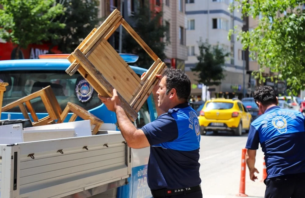 Eskişehir Büyükşehir Belediyesi, kentte yaya önceliğini korumak ve kamusal alanların