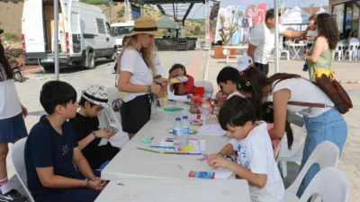Manisa Büyükşehir Belediyesi, gökyüzü meraklılarını ve bilim tutkunlarını büyüleyici bir