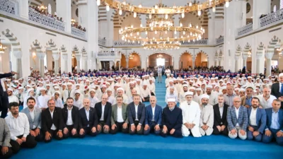 Trabzon’da hafızlık eğitimlerini başarıyla tamamlayan 623 öğrenci için düzenlenen toplu
