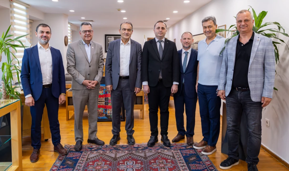 İzmir Büyükşehir Belediye Başkan Vekili Dr. Zafer Levent Yıldır, Uluslararası