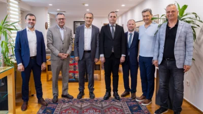 İzmir Büyükşehir Belediye Başkan Vekili Dr. Zafer Levent Yıldır, Uluslararası
