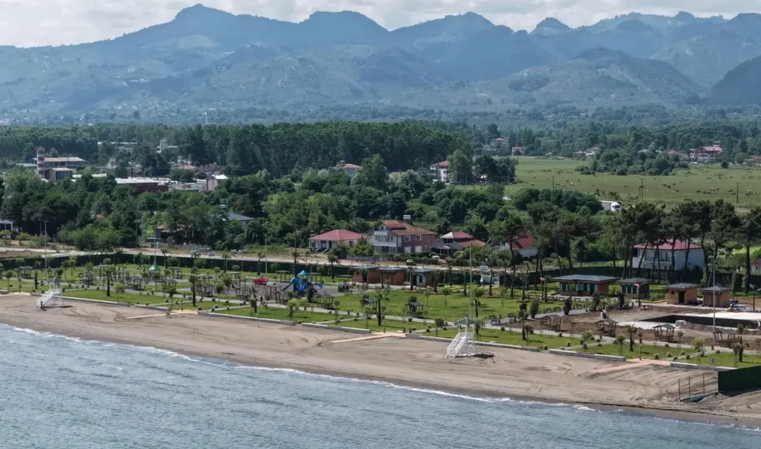 Samsun Büyükşehir Belediyesi tarafından Miliç Sahili’nde yapımı süren Kadınlar Plajı