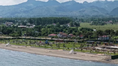 Samsun Büyükşehir Belediyesi tarafından Miliç Sahili’nde yapımı süren Kadınlar Plajı