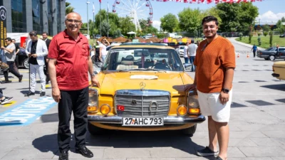 Malatya Büyükşehir Belediye Başkanı Sami Er, 28'inci Malatya Kayısı Festivali