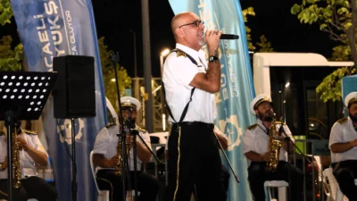 Kocaeli Büyükşehir Belediyesi’nin yaz aylarını serinleten etkinlikleri, İlçe Selamlama Konserleri
