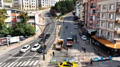 Kocaeli Büyükşehir Belediyesi, İzmit’in önemli ulaşım akslarından biri olan Gazanfer
