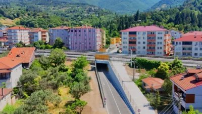 Kocaeli Büyükşehir Belediyesi, kent genelinde ulaşımı daha güvenli ve konforlu