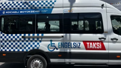 Kocaeli Büyükşehir Belediyesi’nin “Engelsiz Taksi” hizmeti, 2026’nın ilk 6 ayında