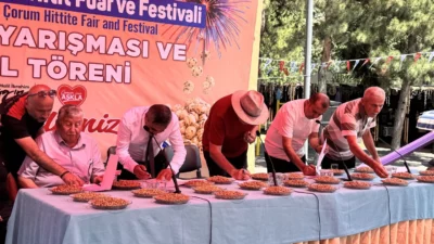 38. Uluslararası Çorum Hitit Fuarı kapsamında düzenlenen leblebi yarışmasında Yaşar