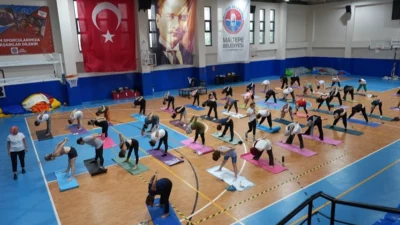 Maltepe Belediyesi, kadınların fiziksel ve ruhsal sağlığını destekleyen çalışmalarına bir