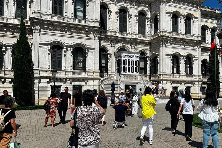 Maltepe Belediyesi'nin sosyal belediyecilik anlayışı doğrultusunda düzenlediği Yaz Gezileri kapsamında