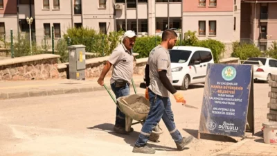 Manisa Büyükşehir Belediyesi, Yunusemre ilçesi Akgedik Mahallesi’nde altyapı kuruluşlarının çalışmaları