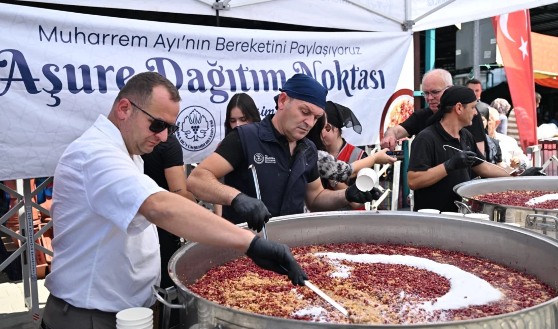 Manisa Büyükşehir Belediyesi, Muharrem Ayı dolayısıyla il genelinde sürdürdüğü aşure
