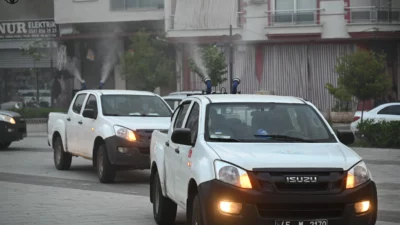 Manisa Büyükşehir Belediyesi, yaz aylarında halk sağlığını korumak amacıyla vektörlerle