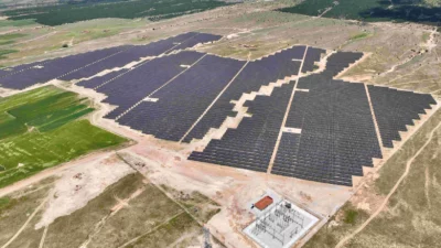 Türkiye ve Avrupa'da geliştirdiği yenilenebilir enerji projeleriyle sürdürülebilir ve yeşil